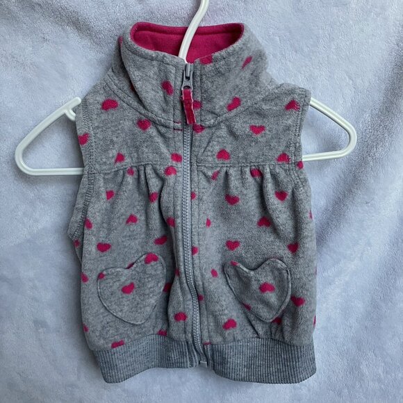 Carter’s Baby Vest Size 6M | GUC Grey Fleece Heart Print Sleeveless Jacket - Picture 16 of 16